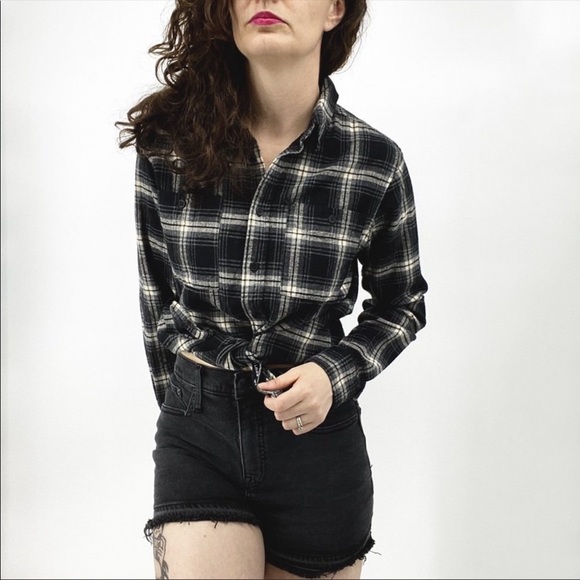 Native youth plaid button down black grey small - Picture 2 of 9